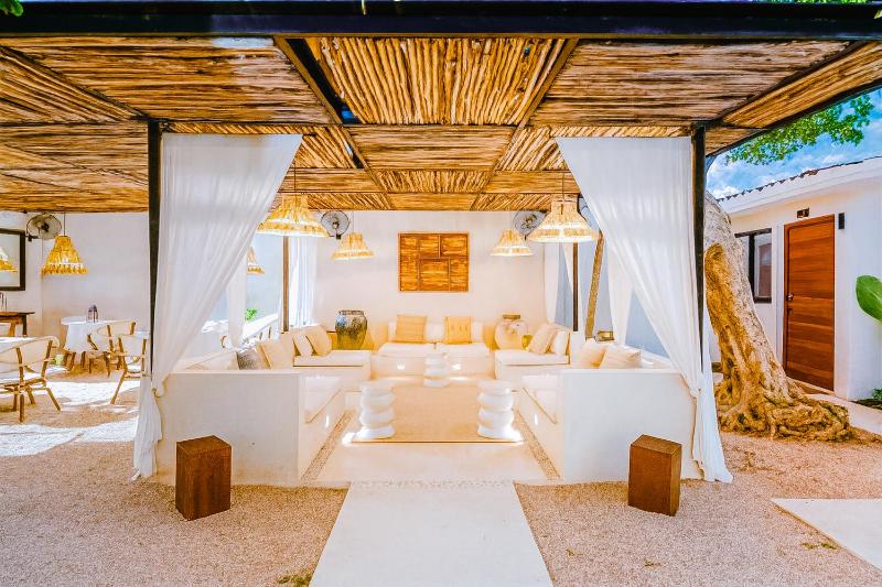 Malish Hotel and Spa - image 9