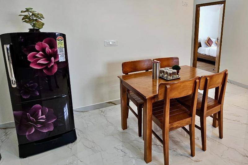 TrueLife Summit Suites - 2BHK Luxurious AC Studio Apartments - Modular Kitchen RO water system Microwave - Super fast WiFi 55 Smart TV 250 Airtel Channels - Prime Location - Nearby PS4 A2B pure veg restaurants - Parking-Top service with lots of love - image 14