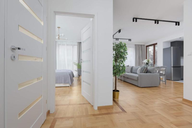 Teodorowicza Elegant Apartment with Parking in Warsaw by Noclegi Renters - image 8
