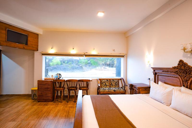 Amara White Villa - image 7