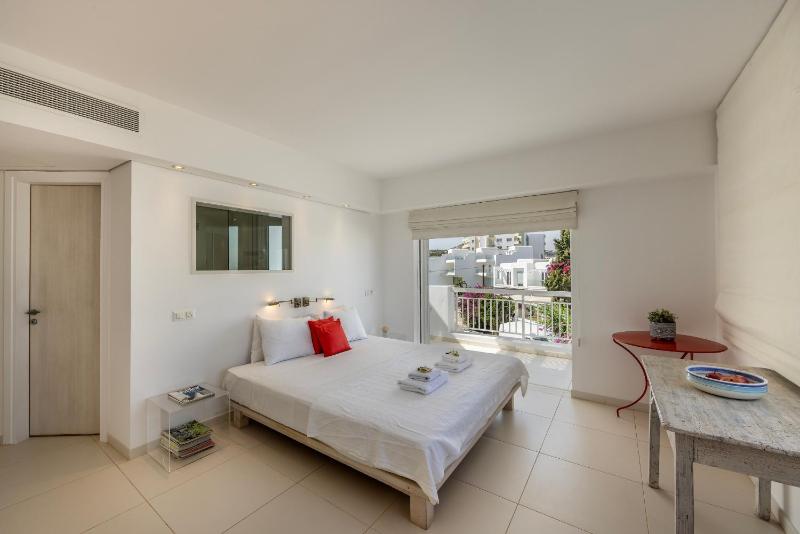 Protaras Seafront Villa AleMar - image 14
