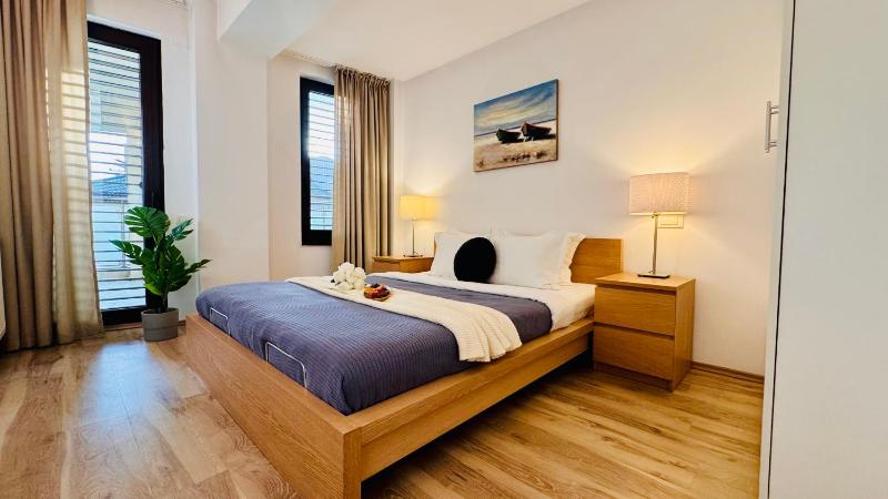 Charming 1BR Retreat in Central Bucharest - image 1
