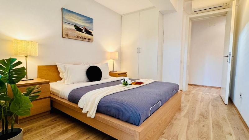 Charming 1BR Retreat in Central Bucharest - image 6