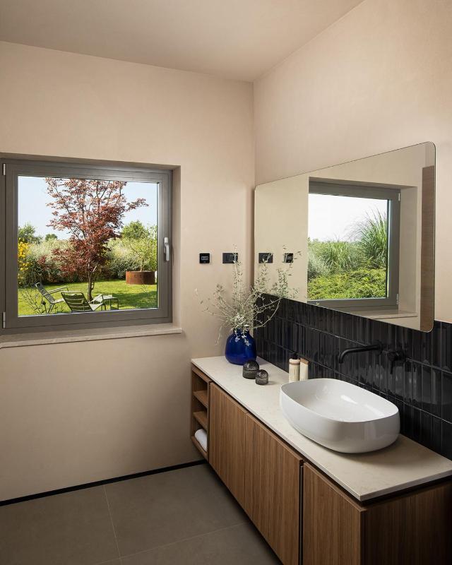 Luxury Villa Puerto de Paz for 8 people near Fazana with 60 m2 private heated pool sauna mini-golf & sea view - image 16