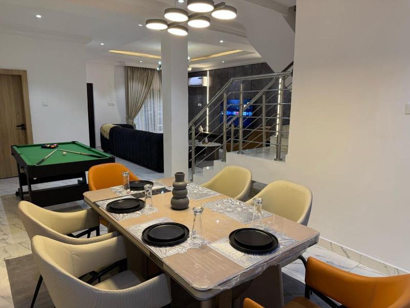 Luxury stays - image 8