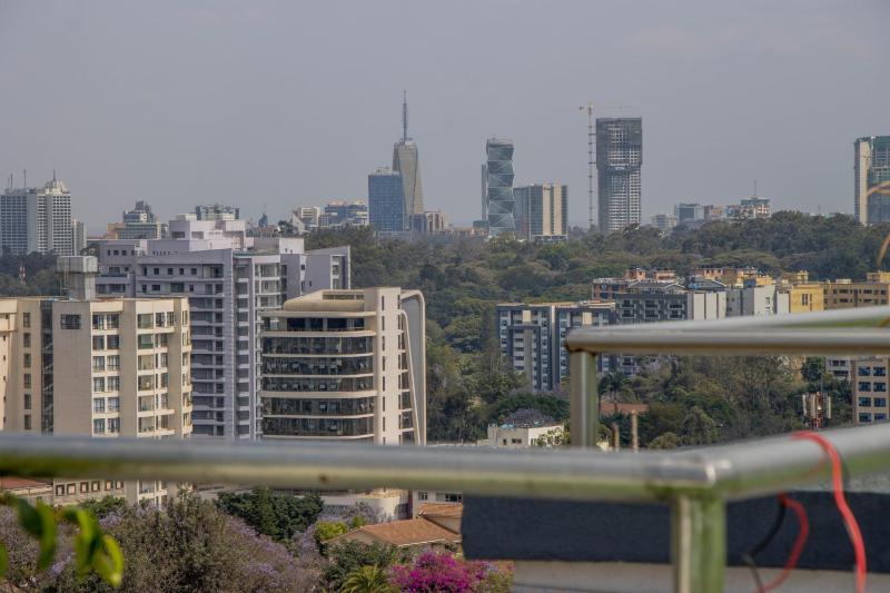Soft Life Crib in Westlands - Dine Wine & Relax - image 13