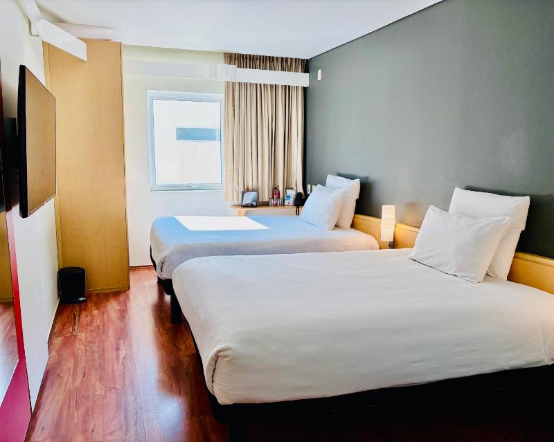 Ibis Monterrey Valle - image 19