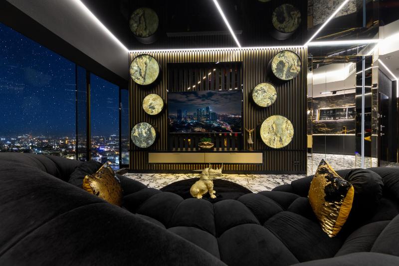 Apartamenty Sky Tower z Jakuzzi Przy Oknie by BQQK - image 39