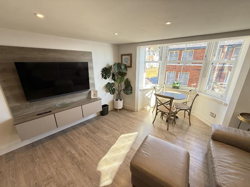 Merchants Quarters - Laguz - Stunning Apartment with Harbour and Sea views - free roof top terrace with sea and harbour view and central location to beaches amenities restaurants and harbour - image 25