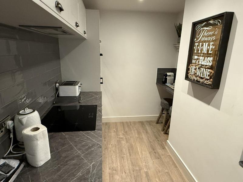 Merchants Quarters - Laguz - Stunning Apartment with Harbour and Sea views - free roof top terrace with sea and harbour view and central location to beaches amenities restaurants and harbour - image 36