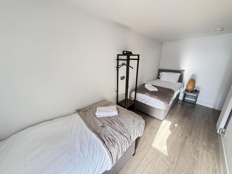 Merchants Quarters - Laguz - Stunning Apartment with Harbour and Sea views - free roof top terrace with sea and harbour view and central location to beaches amenities restaurants and harbour - image 22