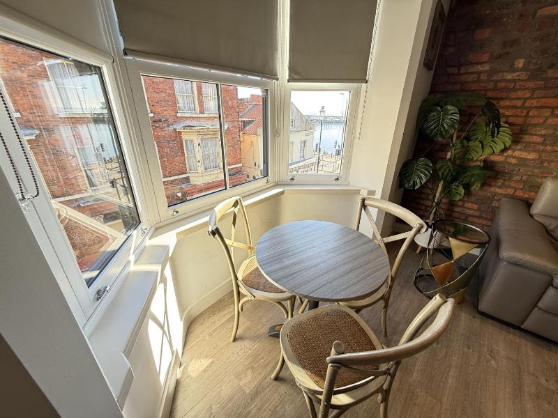 Merchants Quarters - Othala - Stunning Apartment with Harbour and Sea views - free roof top terrace with sea and harbour view and central location to beaches amenities restaurants and harbour - image 34