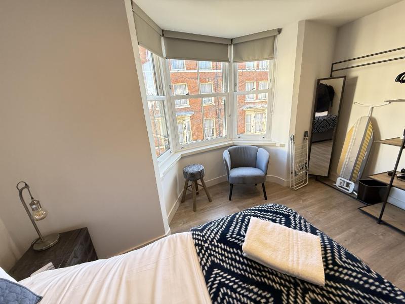 Merchants Quarters - Othala - Stunning Apartment with Harbour and Sea views - free roof top terrace with sea and harbour view and central location to beaches amenities restaurants and harbour - image 38