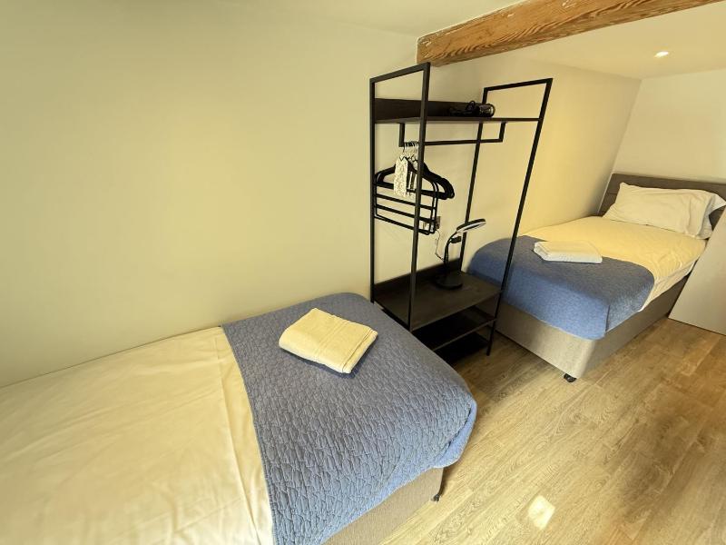 Merchants Quarters - Othala - Stunning Apartment with Harbour and Sea views - free roof top terrace with sea and harbour view and central location to beaches amenities restaurants and harbour - image 40