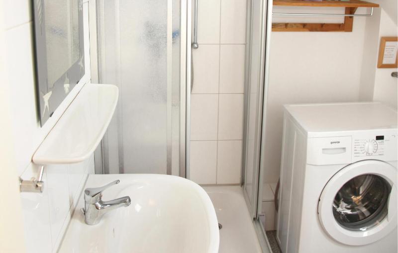 Amazing Home In Rechlin With Wifi - image 3
