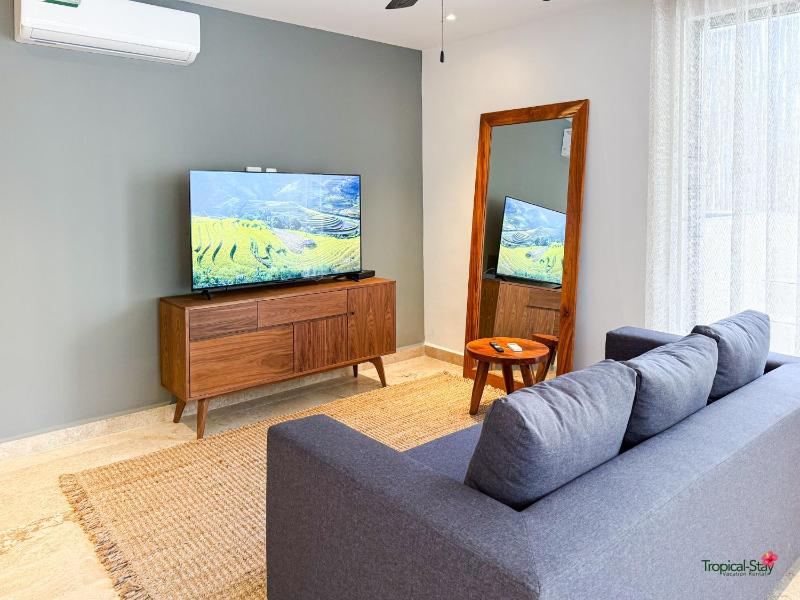 Exclusive 2 Bedroom Apartment Private Pool Fast Wifi in Aldea Zama - image 9