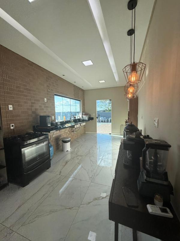 Linda e Confortável Casa - image 15