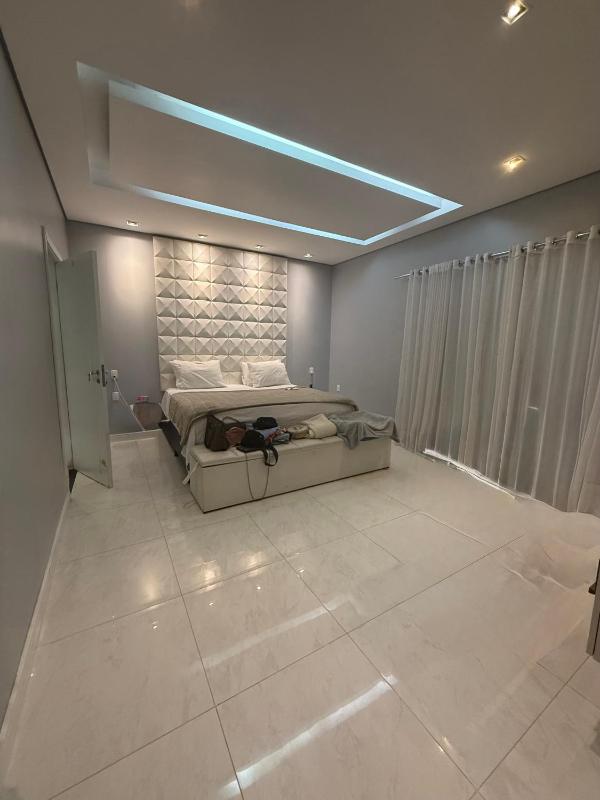 Linda e Confortável Casa - image 16