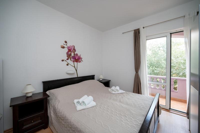 Apartments for families with children Lopar Rab - 20830 - image 5