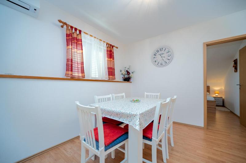 Apartments with parking space Lopar Rab - 23736 - image 46