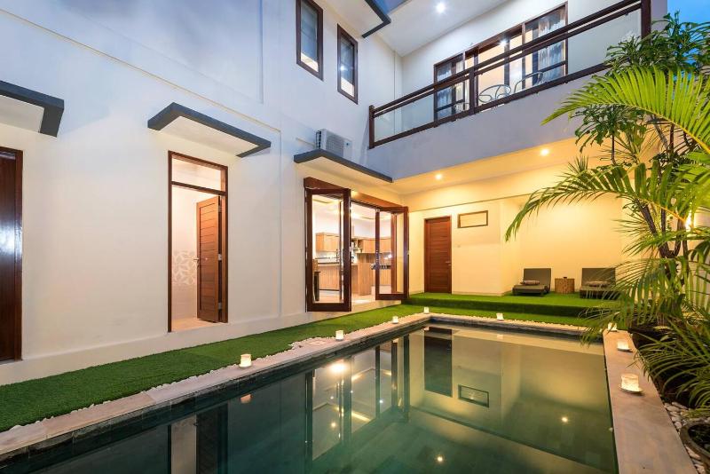 5 Reviews Huge Savings Best Locale In Seminyak - image 2
