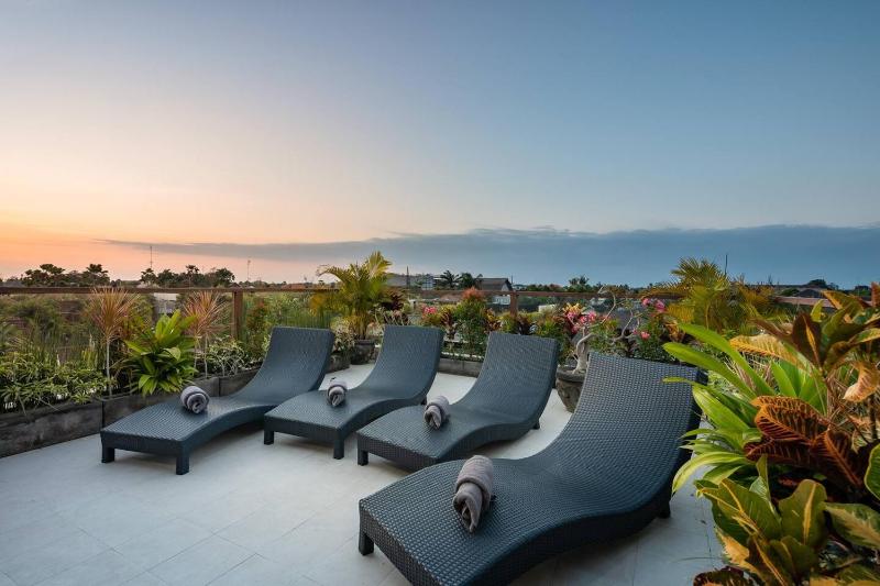 5 Reviews Huge Savings Best Locale In Seminyak - image 3