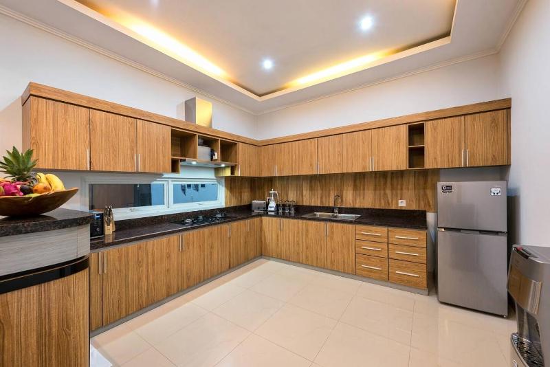 5 Reviews Huge Savings Best Locale In Seminyak - image 16