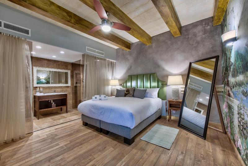 Superior Double or Twin Room image 1