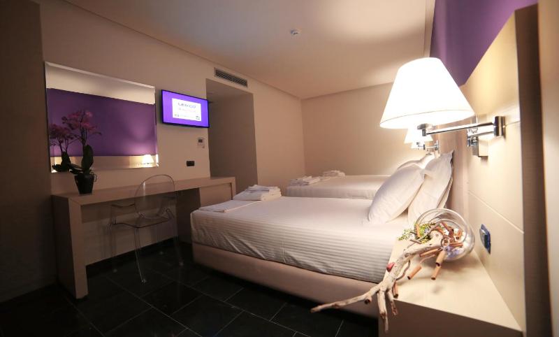 Deluxe Junior Suite image 2