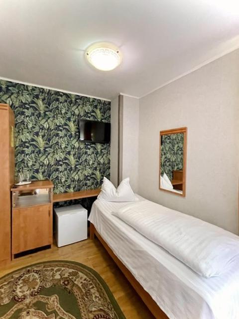 Hotel Sonne - image 13