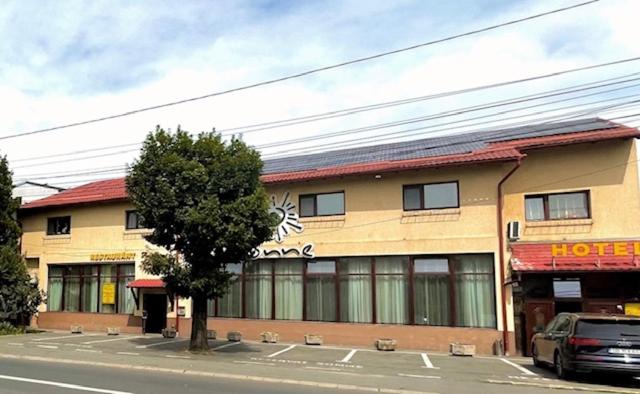Hotel Sonne - image 7