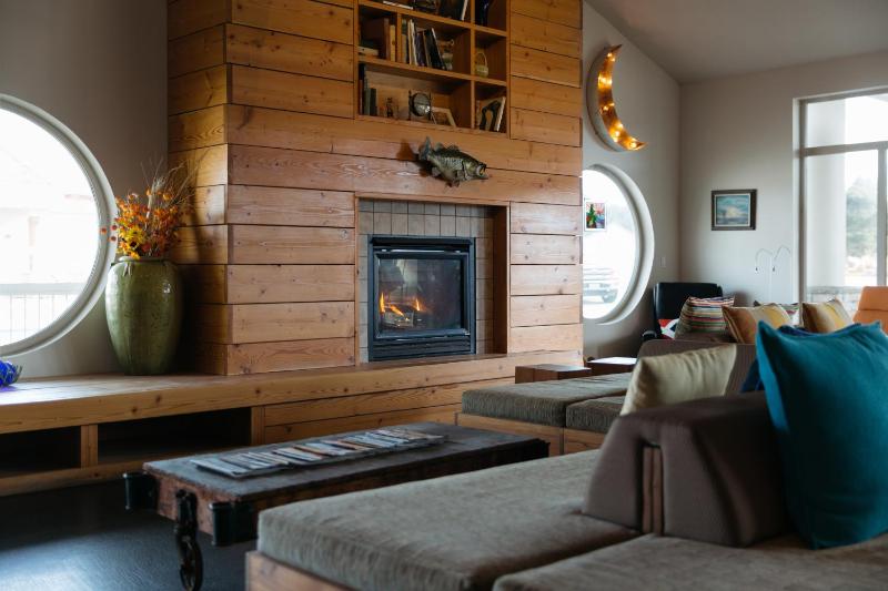 Surftides Hotel - image 11