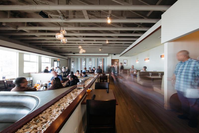 Surftides Hotel - image 5