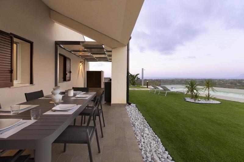 Villa Aversa by PosarelliVillas - image 26
