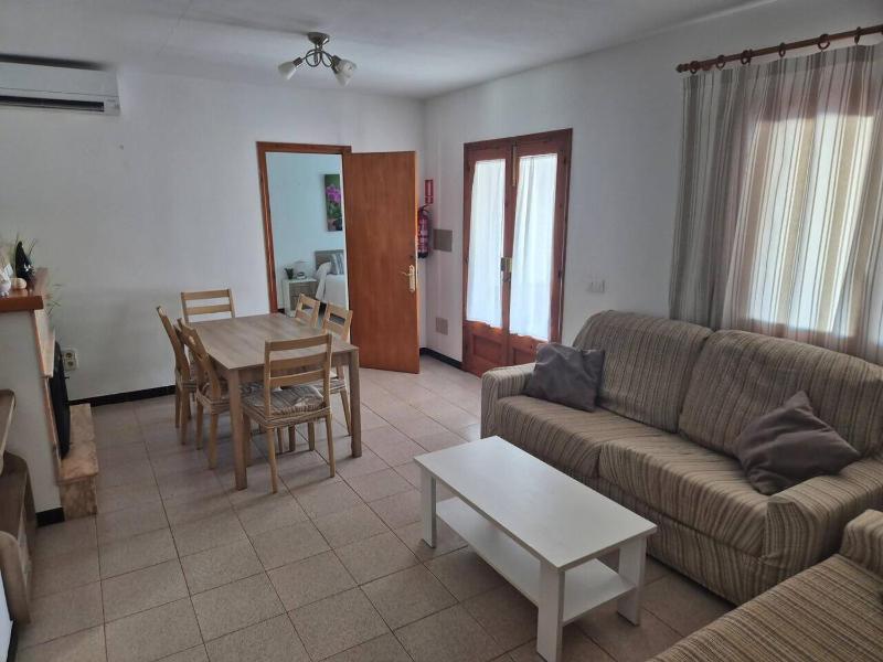Villa familiar con piscina privada en Calan Blanes - image 9