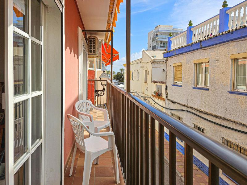 Close to the beach Fuengirola - image 1