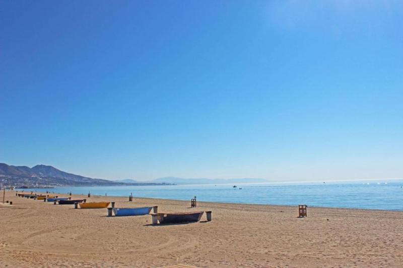Close to the beach Fuengirola - image 4