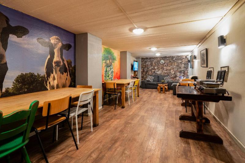 Flying Pig Downtown - image 16
