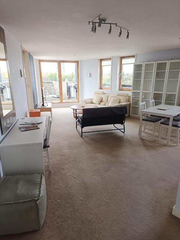 Coventry Home - image 49