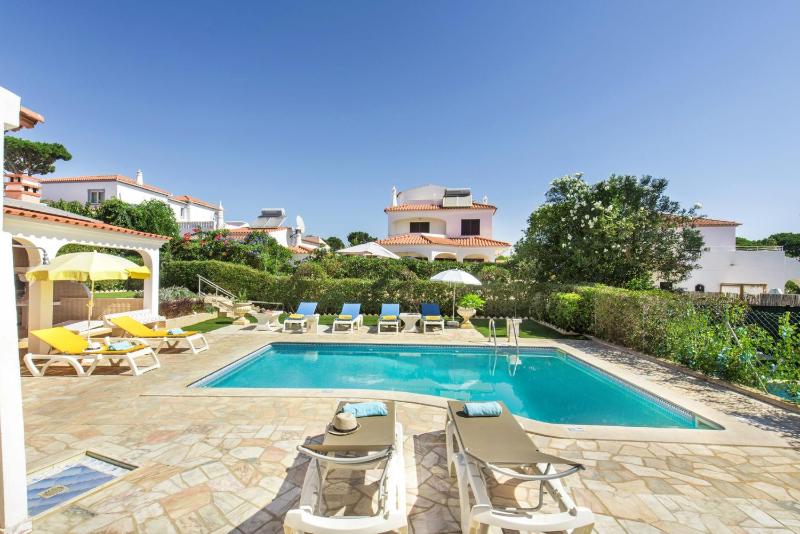 A Fantastic Place for Families Hilton Hotel are and close to amenities - image 29