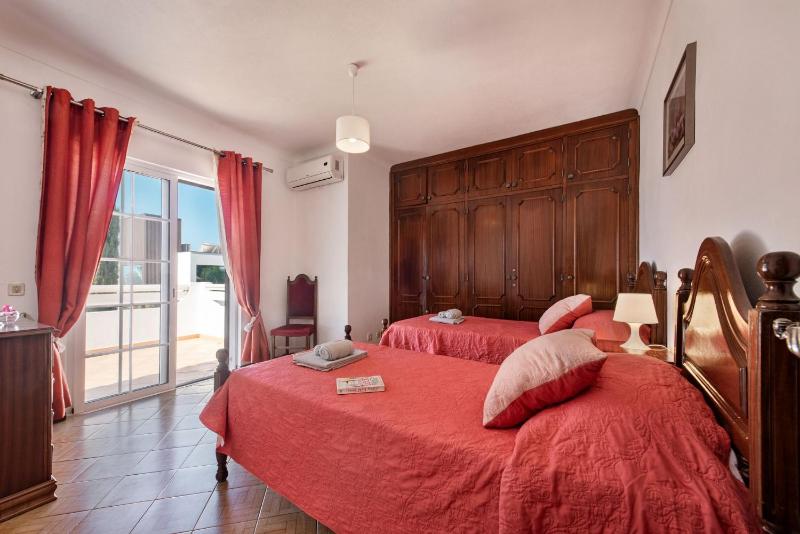 A Fantastic Place for Families Hilton Hotel are and close to amenities - image 14