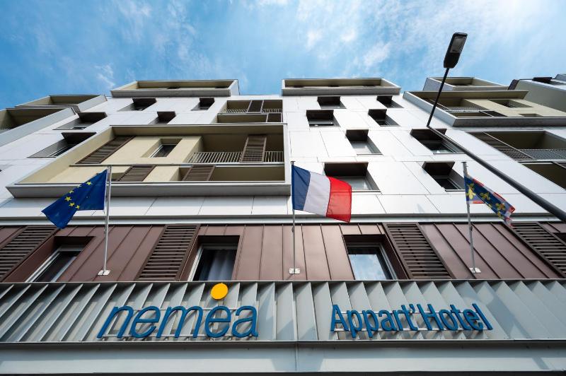 Nemea Appart Hotel Quai Victor Tours Centre - image 14