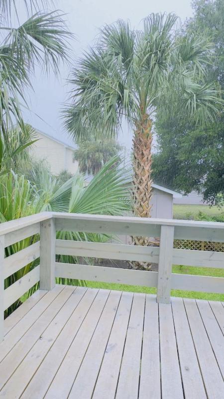 Bright 2BR 2BA retreat minutes from the ocean B - image 21