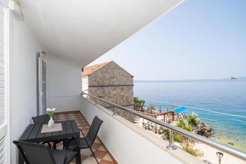 Apartments by the sea Drasnice Makarska - 24916 - image 8