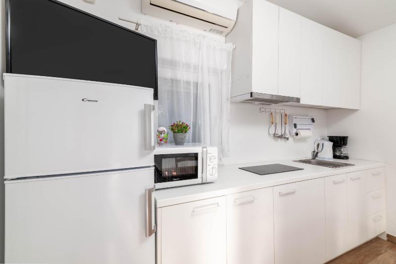 Family friendly house with a swimming pool Rovinj - 24903 - image 30