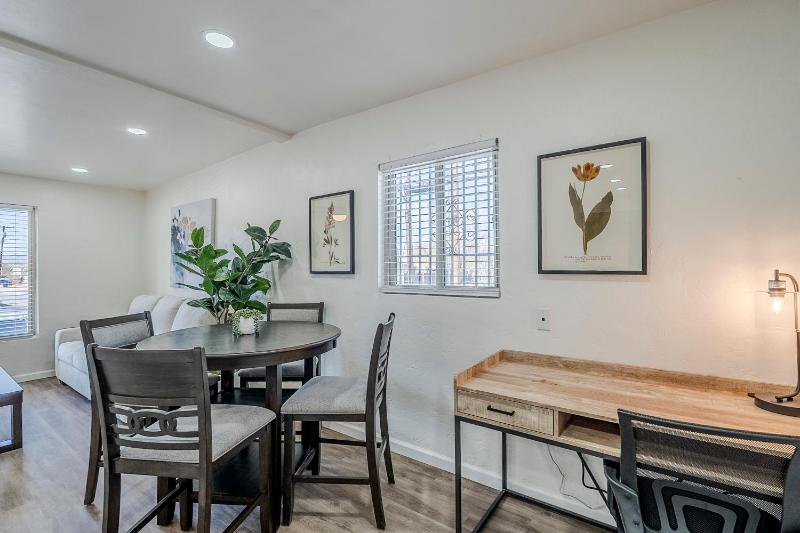 University Duplex by Tucson Renter Properties - image 25