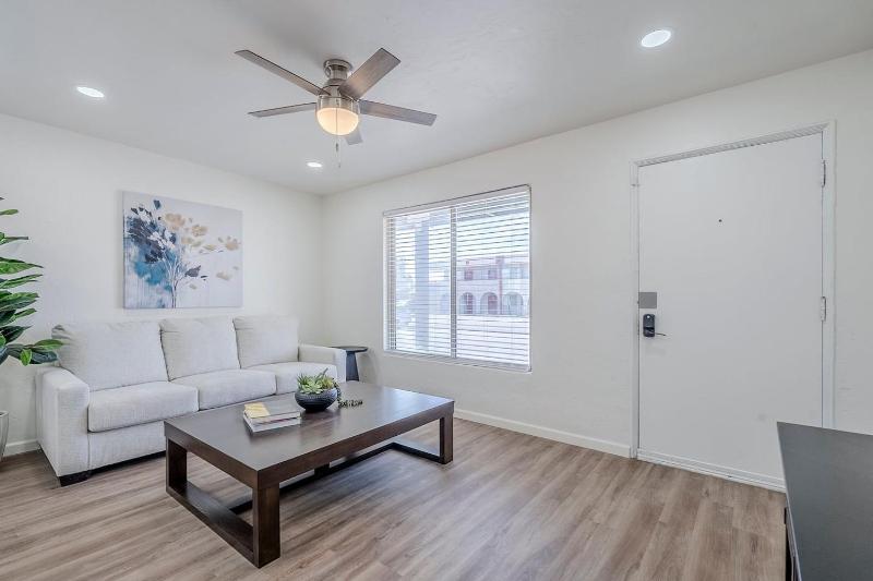 University Duplex by Tucson Renter Properties - image 34