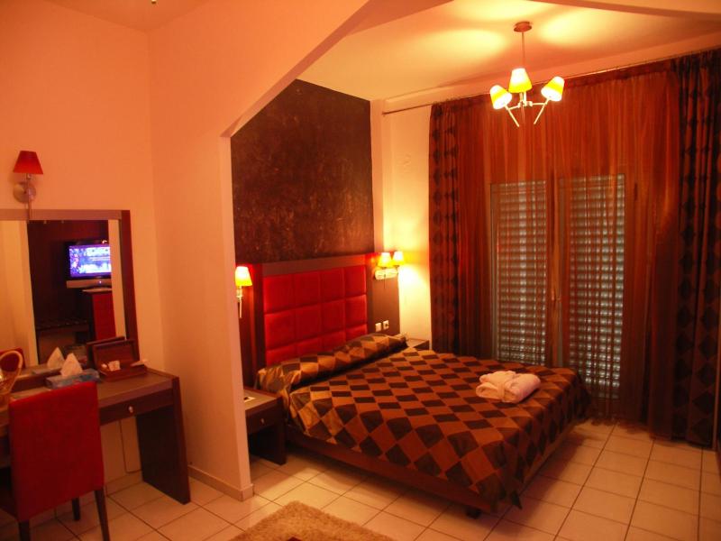 Double or Twin Room image 2