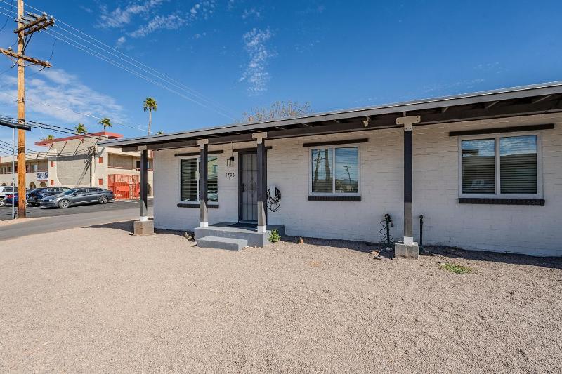 University Duplex by Tucson Renter Properties - image 21