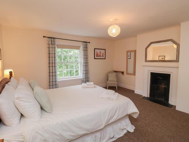 Duke Cottage - image 29